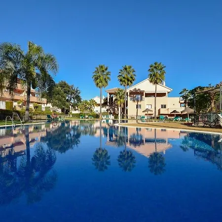 Wonderful Penthouse In Jardines De Santa Maria Golf, Elviria, Appartement